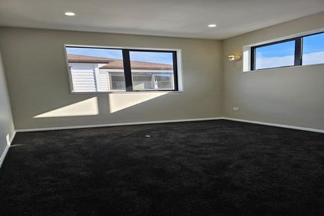 Photo of property in 6 Ritetai Street, Clarks Beach, 2122