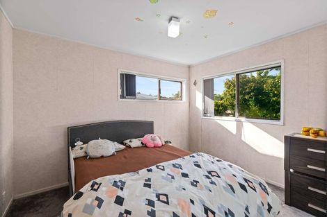 Photo of property in 2/126 Great South Road, Manurewa, Auckland, 2102