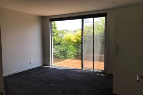 Photo of property in 1/14 Rothesay Bay Road, Rothesay Bay, Auckland, 0630