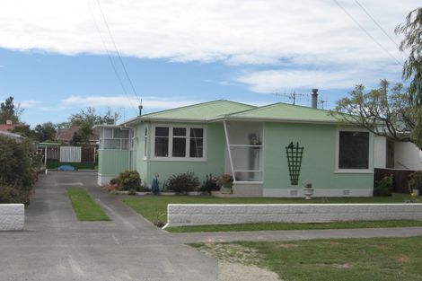 Photo of property in 41 Selwyn Crescent, College Estate, Whanganui, 4500