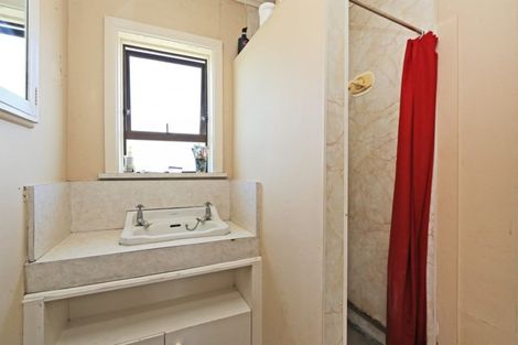 Photo of property in 14 Richmond Street, Maraenui, Napier, 4110