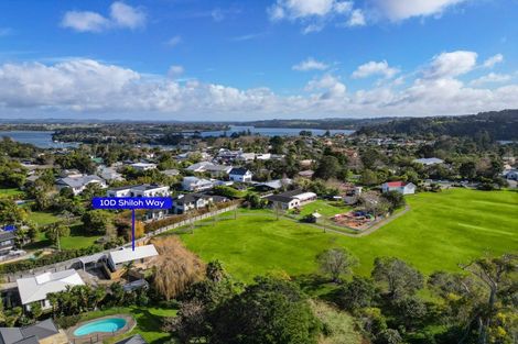 Photo of property in 10d Shiloh Way, Greenhithe, 0632