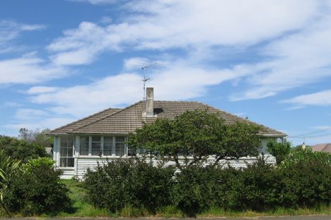 Photo of property in 1 Konini Street, Elgin, Gisborne, 4010