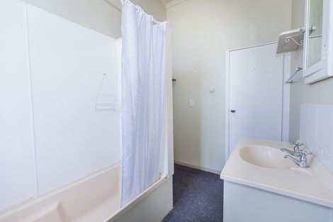 Photo of property in 9 Bignell Street, Gonville, Whanganui, 4501