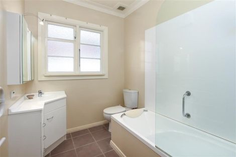 Photo of property in 94 Forbury Road, Saint Clair, Dunedin, 9012