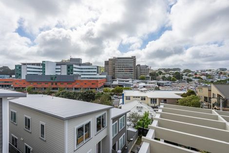 Photo of property in 8/239 Adelaide Road, Newtown, Wellington, 6021