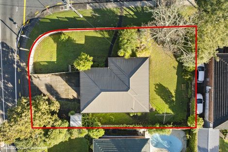 Photo of property in 92 Stottholm Road, Titirangi, Auckland, 0604