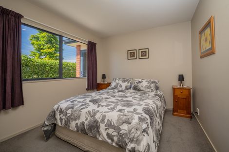 Photo of property in 60 Newcastle Street, Clyde, 9330