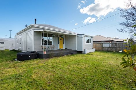 Photo of property in 42 Redwood Street, Blenheim, 7201