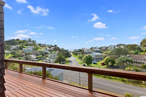 Photo of property in 25 Tapeka Road, Russell, 0202