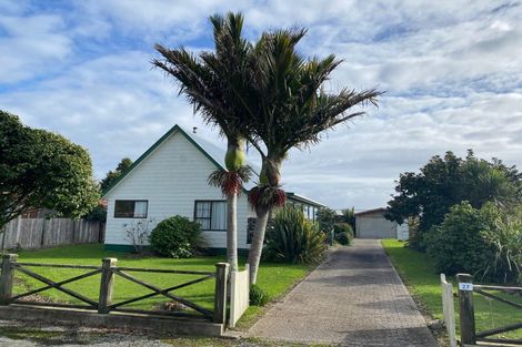 Photo of property in 27 Wharf Road, Karamea, 7893