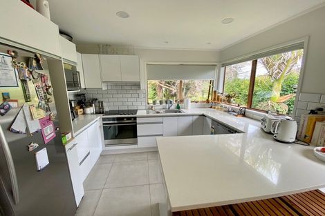 Photo of property in 34 Kelman Road, Kelston, Auckland, 0602