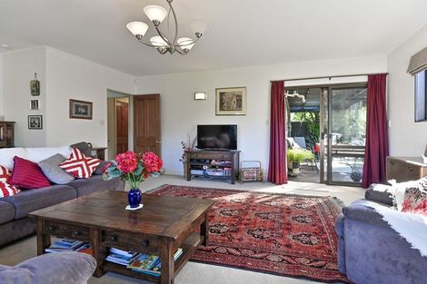 Photo of property in 213 Taradale Road, Pirimai, Napier, 4112