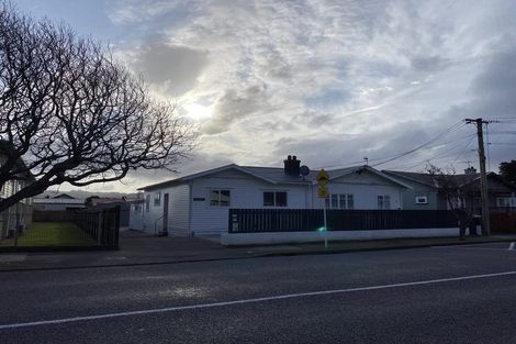 Photo of property in 125-127 Bell Road, Waiwhetu, Lower Hutt, 5010