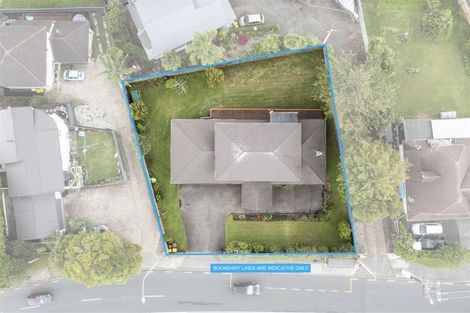 Photo of property in 181 Carlisle Road, Northcross, Auckland, 0632