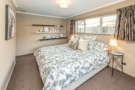 Photo of property in 8 Akepiro Place, Tawhero, Whanganui, 4501