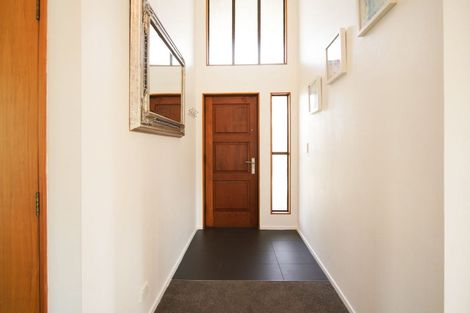 Photo of property in 17 Giblin Street, Richmond, 7020