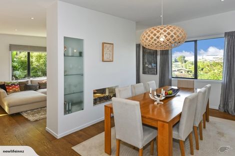 Photo of property in 64b Heathcote Road, Castor Bay, Auckland, 0620