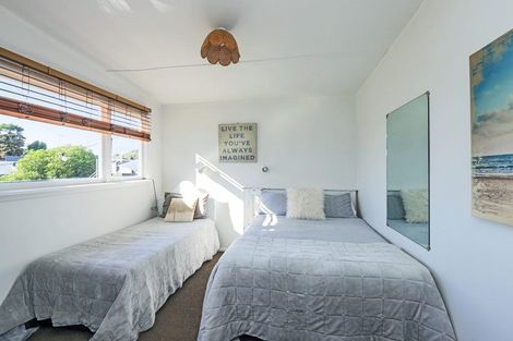 Photo of property in 30 Gillies Crescent, Waimarama, 4294