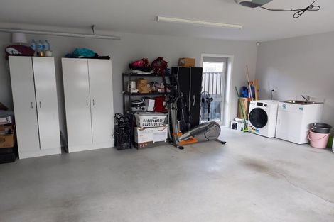 Photo of property in 32 Gilruth Road, Wallaceville, Upper Hutt, 5018