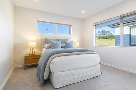 Photo of property in 15 Bight Road, Long Bay, Auckland, 0630