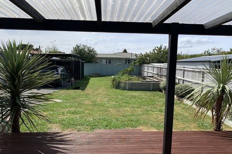Photo of property in 79 Sutherland Crescent, Westbrook, Palmerston North, 4412
