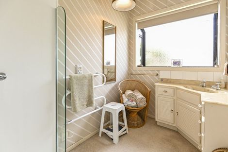 Photo of property in 1213 Willowpark Road North, Mayfair, Hastings, 4122