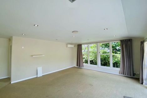 Photo of property in 24 Line Road, Glen Innes, Auckland, 1072