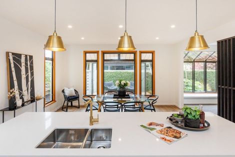 Photo of property in 17a Lincoln Terrace, Hokowhitu, Palmerston North, 4410