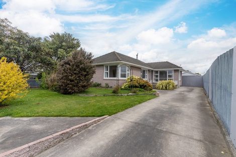Photo of property in 4 Dunstan Crescent, Hornby, Christchurch, 8042