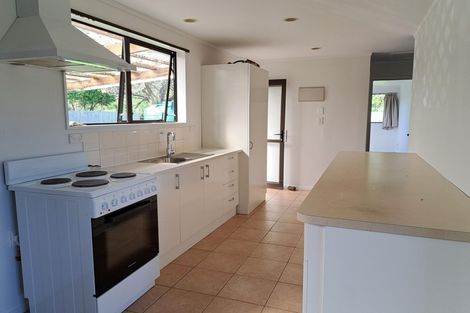 Photo of property in 475 State Highway 16, Kumeu, 0892