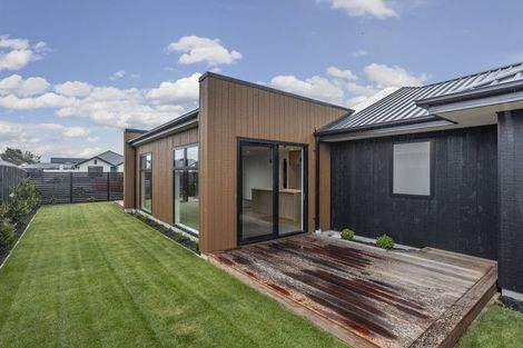 Photo of property in 10 Inch Crescent, Rangiora, 7400