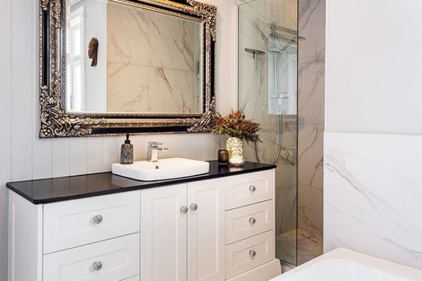 Photo of property in 147 Mcleod Road, South Head, Helensville, 0874