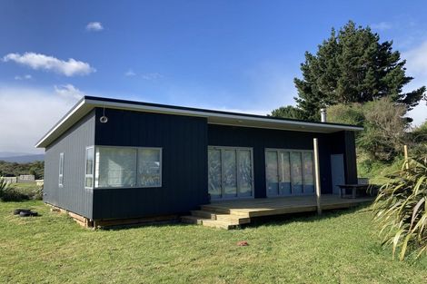 Photo of property in 169 Strathnaver Drive, Waikawa Beach, Manakau, 5573