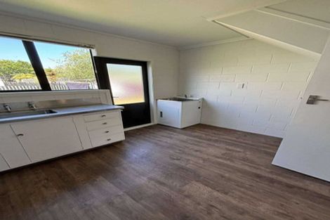 Photo of property in 2/86 Picton Avenue, Riccarton, Christchurch, 8011