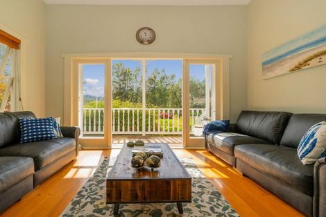 Photo of property in 49 Kaimarama Road, Kaimarama, Whitianga, 3591