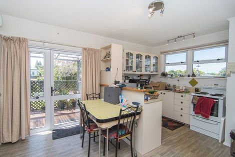 Photo of property in 28 Ewen Road, Temuka, 7920