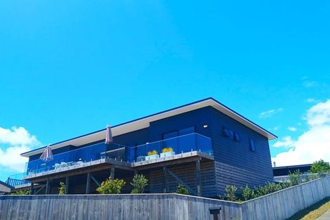 Photo of property in 6 Sunset Heights, Cable Bay, 0420