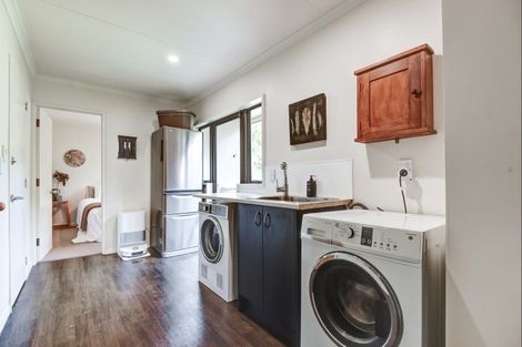 Photo of property in 120 Union Line, Fordell, Whanganui, 4572