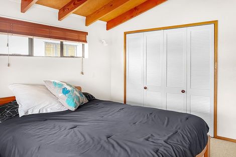 Photo of property in 3 Wolsley Avenue, Milford, Auckland, 0620