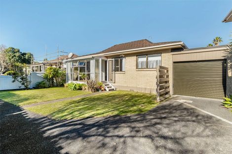 Photo of property in 2/438 Hibiscus Coast Highway, Orewa, 0931