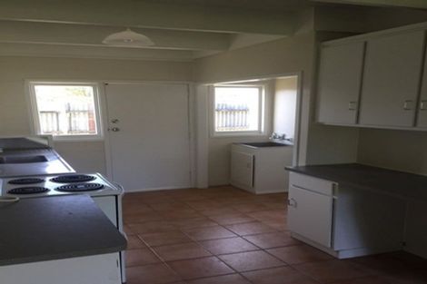 Photo of property in 22 Tironui Station Road East, Papakura, 2112