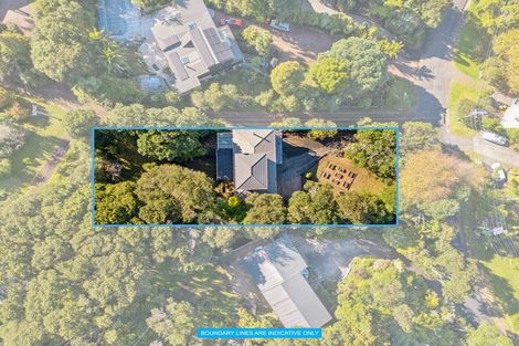 Photo of property in 34 Rauhuia Crescent, Parau, Auckland, 0604