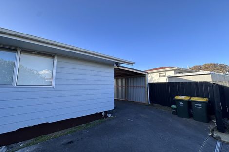 Photo of property in 2/30 Kennington Drive, Clendon Park, Auckland, 2103