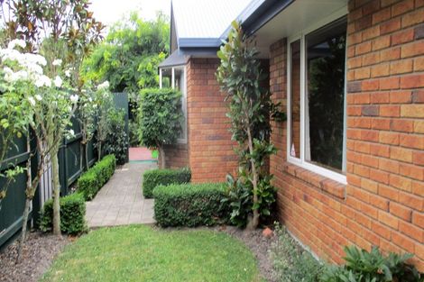 Photo of property in 2/51 Grange Street, Hillsborough, Christchurch, 8022