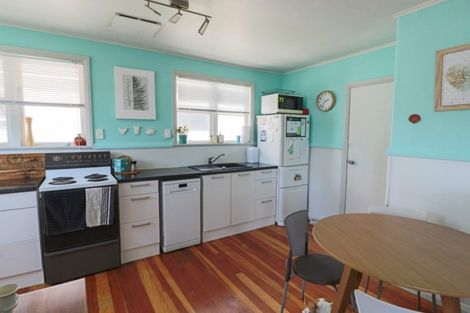 Photo of property in 7 Hulke Street, Foxton, 4814