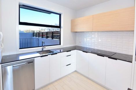 Photo of property in 1/4 Stables Lane, Silverdale, 0932