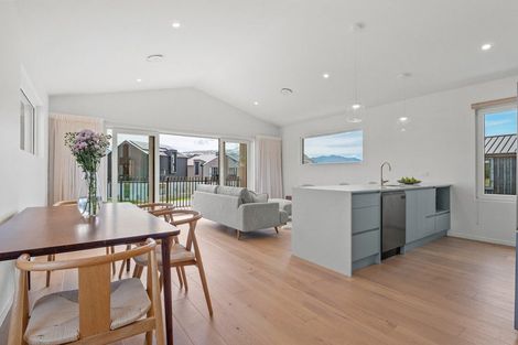 Photo of property in 22 Soudley Court, Jacks Point, Queenstown, 9371