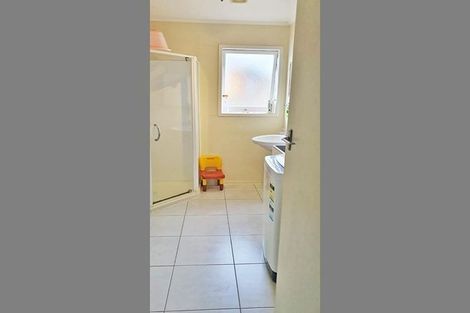Photo of property in 1/122 Taylor Street, Blockhouse Bay, Auckland, 0600