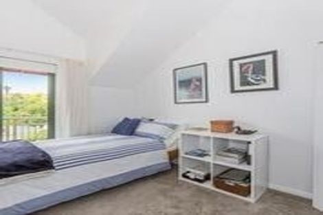 Photo of property in 146 Harbour Village Drive, Gulf Harbour, Whangaparaoa, 0930